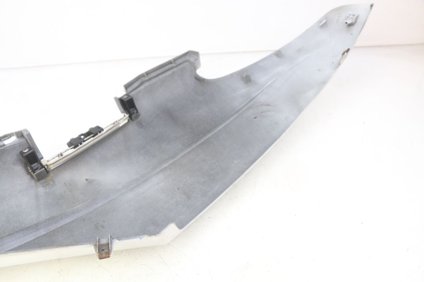 photo de PARAFANGO POSTERIORE DESTRO HONDA FES S-WING SWING ABS 125 (2007 - 2015)