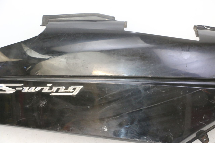 photo de PARAFANGO POSTERIORE DESTRO HONDA FES S-WING SWING ABS 125 (2007 - 2015)