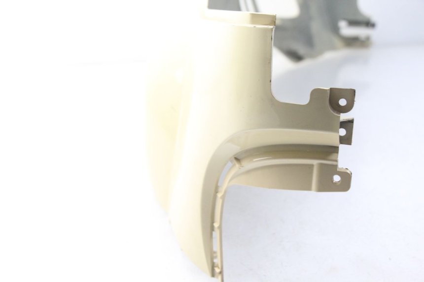 photo de PARAFANGO POSTERIORE DESTRO SYM FIDDLE 2 50 (2008 - 2013)