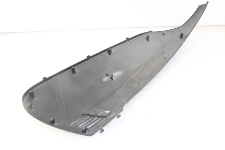 photo de PARAFANGO POSTERIORE DESTRO SYM FIDDLE 3 III 50 (2014 - 2020)