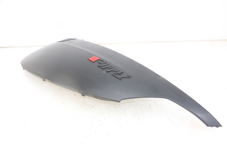 photo de PARAFANGO POSTERIORE DESTRO SYM FIDDLE 3 III 50 (2014 - 2020)