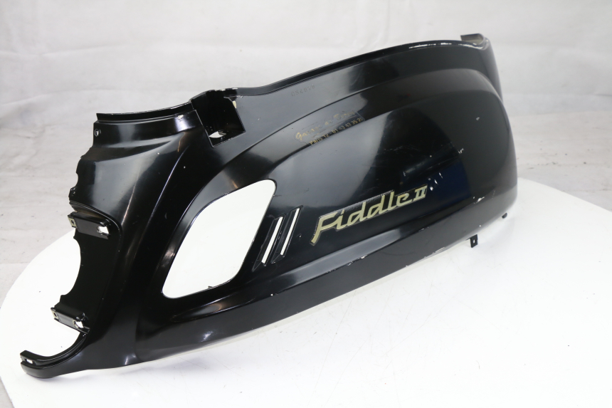 photo de PARAFANGO POSTERIORE DESTRO SYM FIDDLE 125 (2008 - 2010)