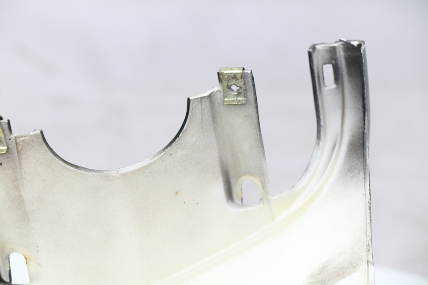 photo de PARAFANGO POSTERIORE DESTRO SYM FIDDLE 125 (2008 - 2010)