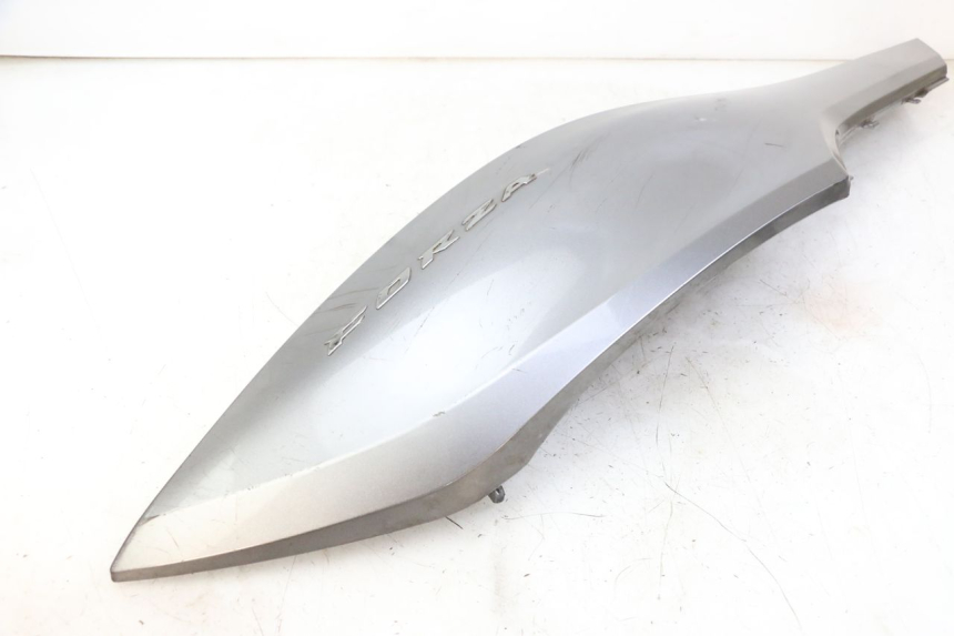photo de CARENA POSTERIORE DESTRA HONDA FORZA ABS 300 (2013 - 2019)