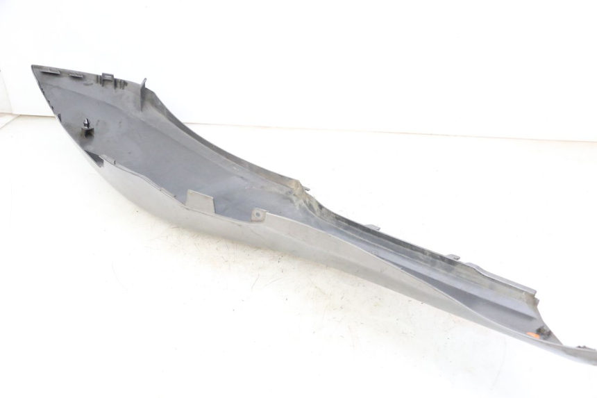 photo de CARENA POSTERIORE DESTRA HONDA FORZA ABS 300 (2013 - 2019)