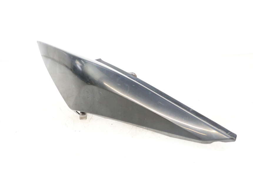 photo de CARENA POSTERIORE DESTRA YAMAHA FZ6 FAZER S2 600 (2007 - 2011)