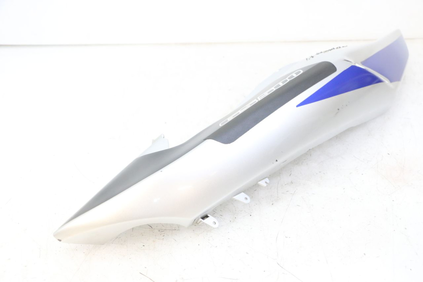 photo de CARENA POSTERIORE DESTRA SUZUKI GS GSE 500 (2001 - 2003)