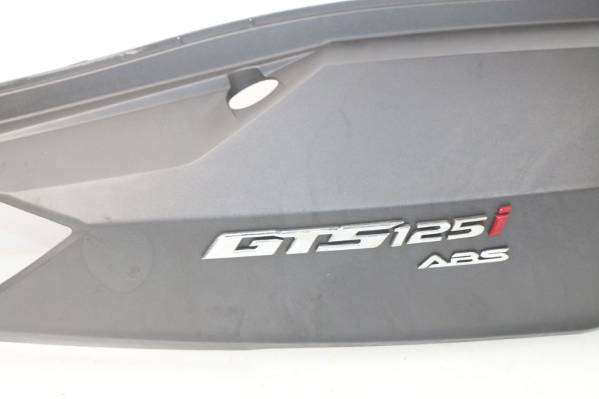 photo de PARAFANGO POSTERIORE DESTRO SYM GTS EFI ABS 125 (2012 - 2016)