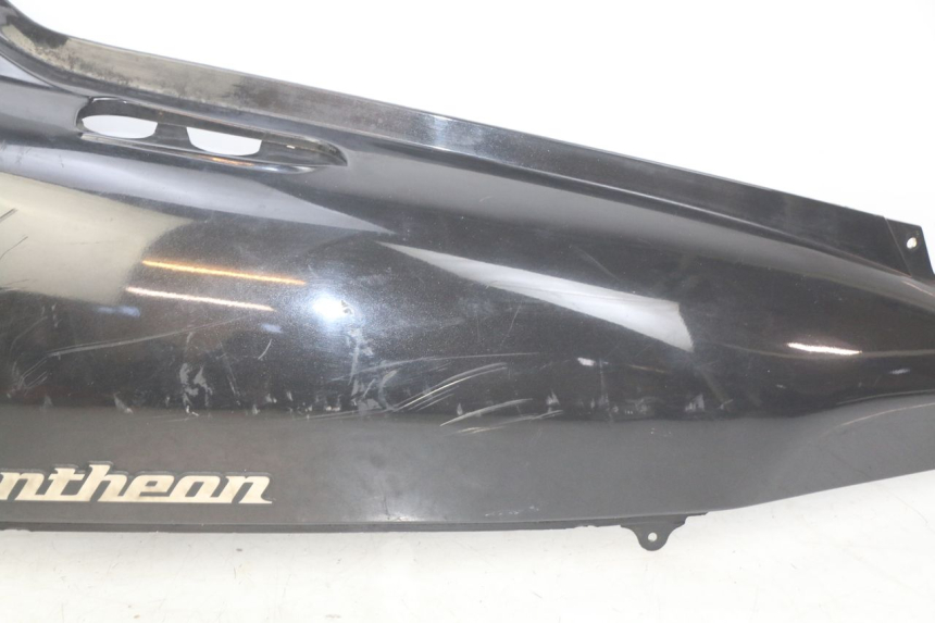 photo de PARAFANGO POSTERIORE DESTRO HONDA FES PANTHEON 2T 125 (1998 - 2002)