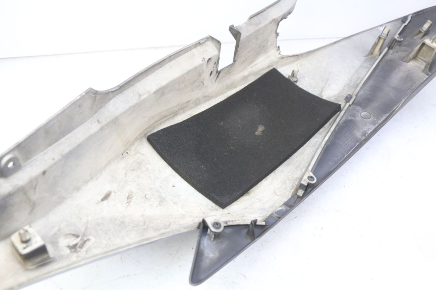 photo de PARAFANGO POSTERIORE DESTRO HONDA FJS SILVERWING SILVER WING 400 (2009 - 2016)