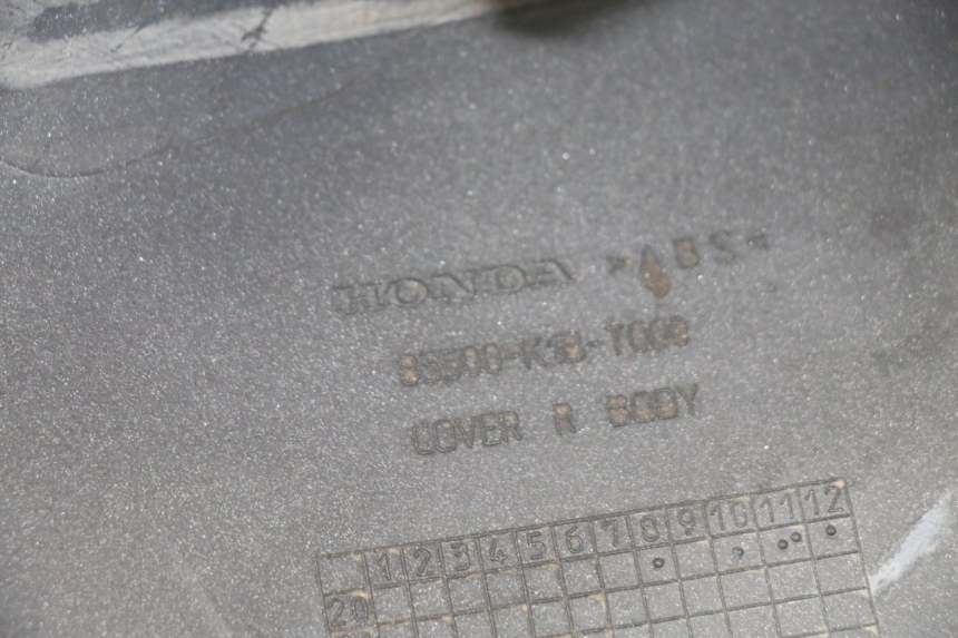photo de CARENA POSTERIORE DESTRA HONDA FORZA 125 (2021 - 2025)