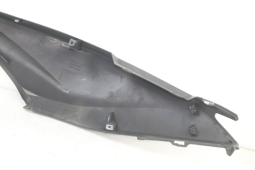 photo de CARENA POSTERIORE DESTRA HONDA FORZA 125 (2021 - 2025)