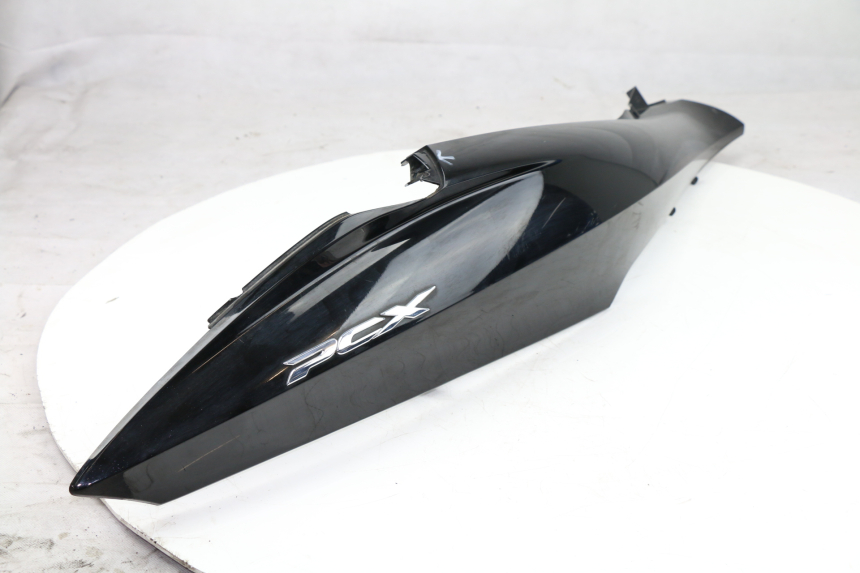 photo de PARAFANGO POSTERIORE DESTRO HONDA PCX (JF47) 125 (2012 - 2013)