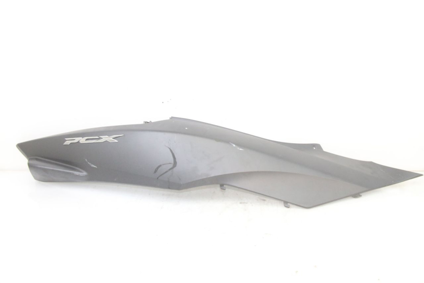 photo de CARENA POSTERIORE DESTRA HONDA PCX (JF57/JF64) 125 (2014 - 2018)