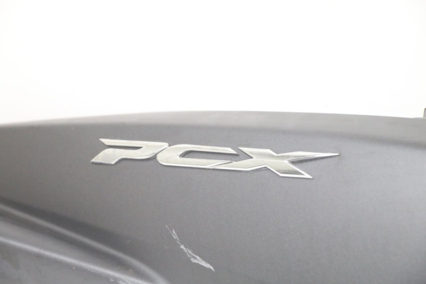 photo de CARENA POSTERIORE DESTRA HONDA PCX (JF57/JF64) 125 (2014 - 2018)
