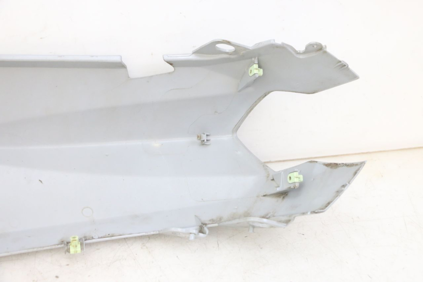 photo de CARENA POSTERIORE DESTRA PEUGEOT KISBEE 2T 50 (2018 - 2022)
