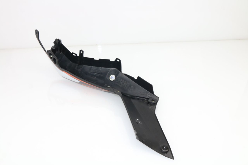 photo de PARAFANGO POSTERIORE DESTRO KTM DUKE ABS 125 (2011 - 2016)