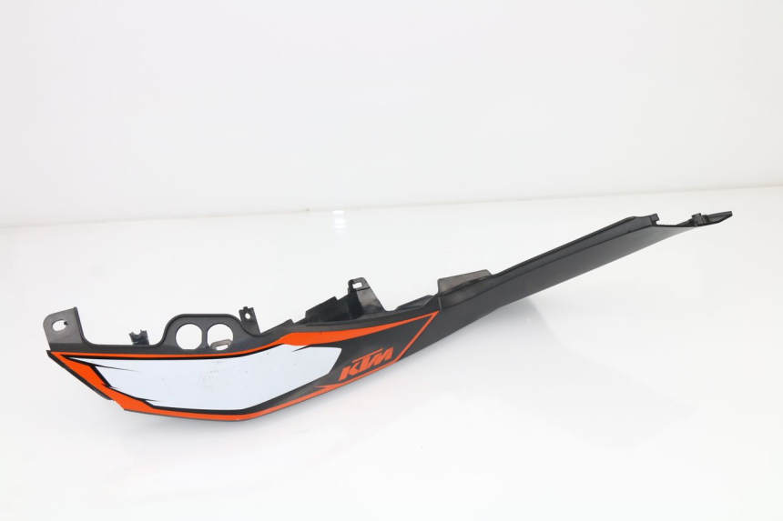 photo de PARAFANGO POSTERIORE DESTRO KTM DUKE ABS 125 (2011 - 2016)