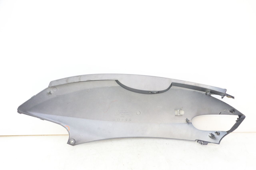 photo de CARENA POSTERIORE DESTRA KYMCO GRAND DINK 125 (2008 - 2014)