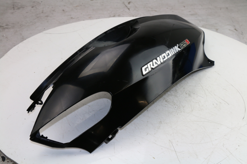 photo de PARAFANGO POSTERIORE DESTRO KYMCO GRAND DINK 125 (2002 - 2007)