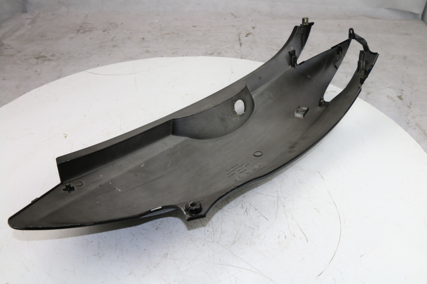 photo de PARAFANGO POSTERIORE DESTRO KYMCO GRAND DINK 125 (2002 - 2007)