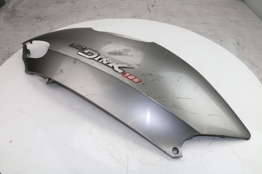 photo de PARAFANGO POSTERIORE DESTRO KYMCO GRAND DINK 125 (2002 - 2007)