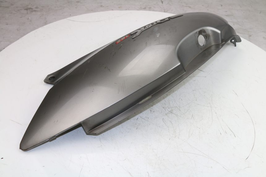 photo de PARAFANGO POSTERIORE DESTRO KYMCO GRAND DINK 125 (2002 - 2007)