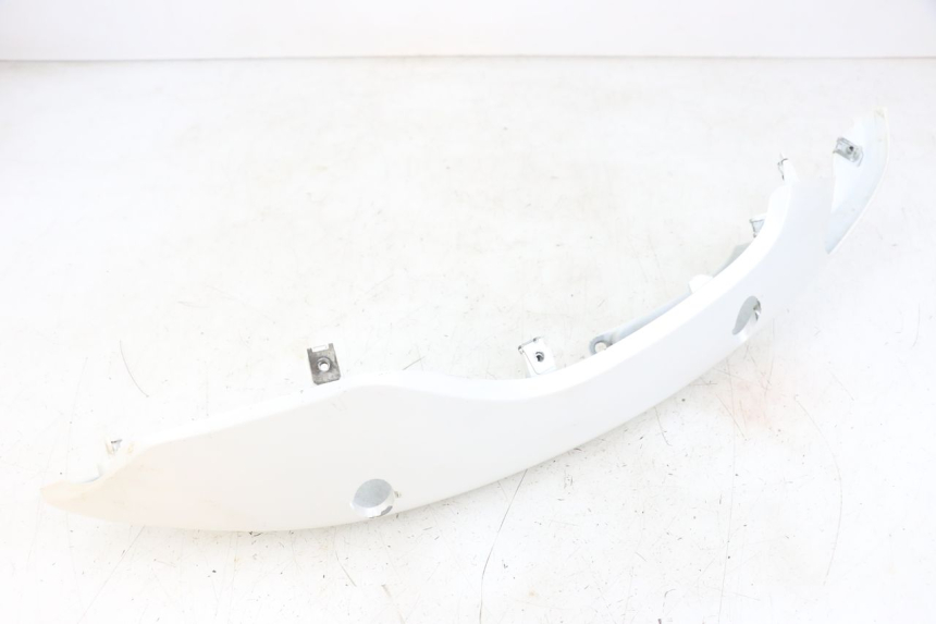 photo de CARENA POSTERIORE DESTRA MOTO GUZZI NORGE 8V GT 1200 (2011 - 2016)