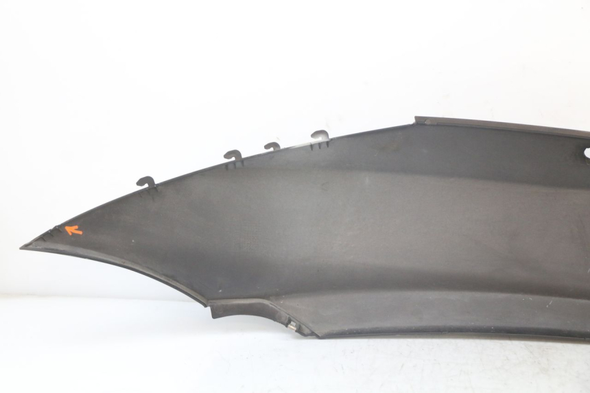 photo de CARENA POSTERIORE DESTRA PIAGGIO MP3 HPE 350 (2018 - 2020)