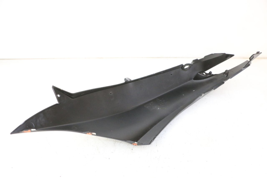 photo de CARENA POSTERIORE DESTRA PIAGGIO MP3 HPE 310 (2024 - 2025)