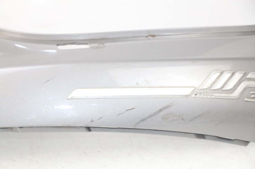 photo de FLANC POSTERIORE DESTRO PIAGGIO MP3 LT 400 (2007 - 2012)