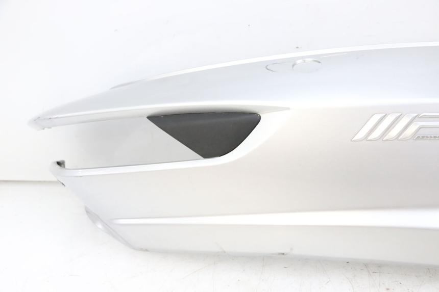 photo de PARAFANGO POSTERIORE DESTRO PIAGGIO MP3 500 (2014 - 2016)