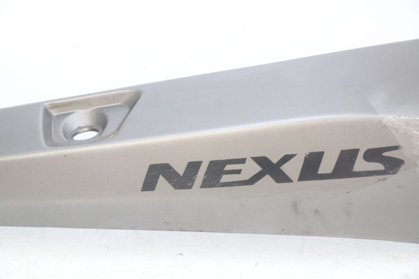 photo de PARAFANGO POSTERIORE DESTRO GILERA NEXUS 125 (2009 - 2013)