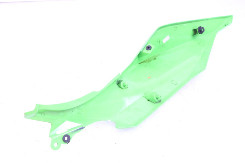 photo de CARENA POSTERIORE DESTRA KAWASAKI NINJA 400 (2018 - 2023)