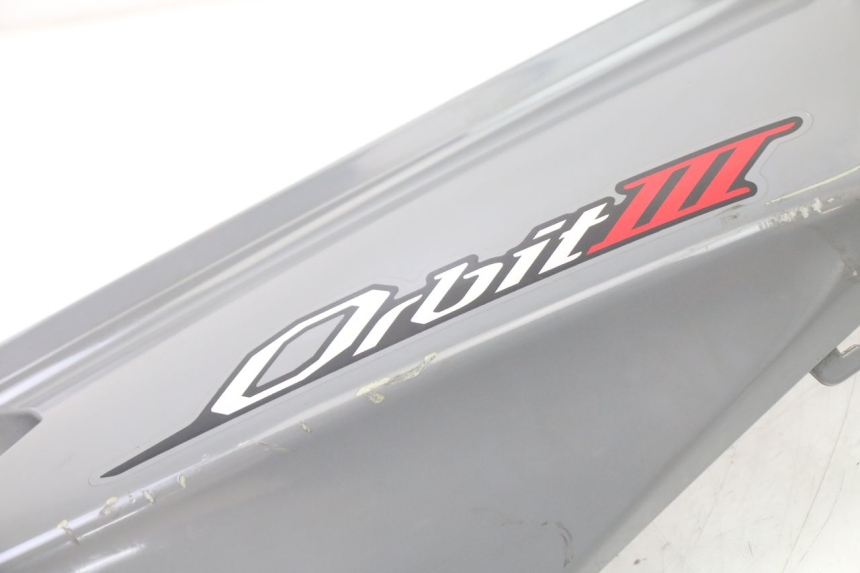 photo de CARENA POSTERIORE DESTRA SYM ORBIT III 3 4T 50 (2021 - 2025)