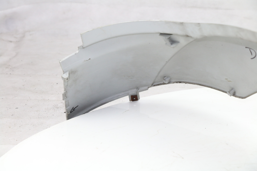 photo de PARAFANGO POSTERIORE DESTRO KYMCO PEOPLE S 125 (2000 - 2008)