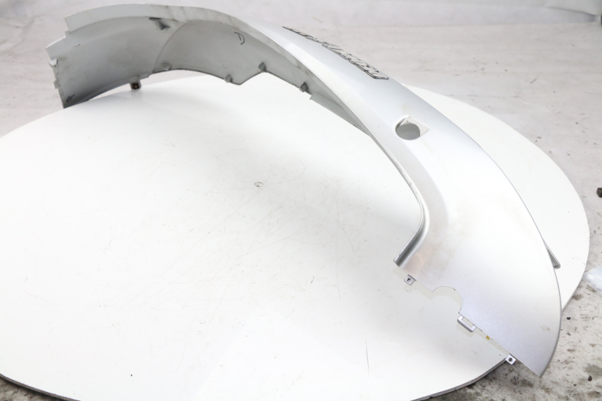 photo de PARAFANGO POSTERIORE DESTRO KYMCO PEOPLE S 125 (2000 - 2008)