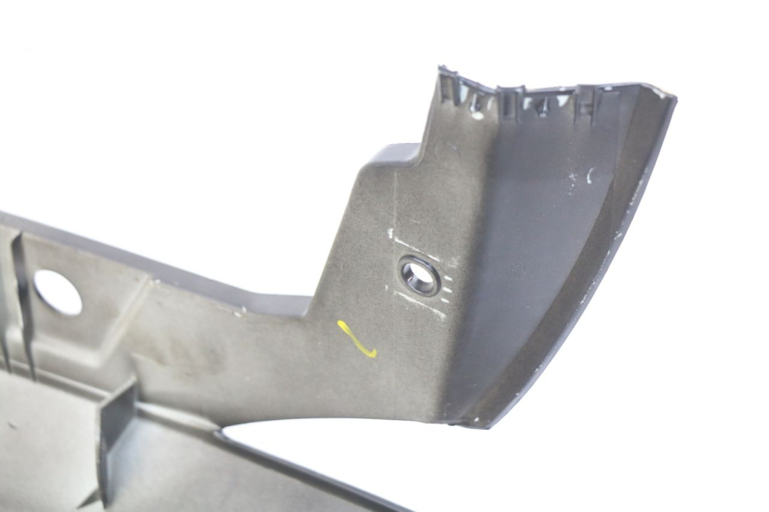 photo de PARAFANGO POSTERIORE DESTRO PEUGEOT CITYSTAR 2T 50 (2018 - 2021)