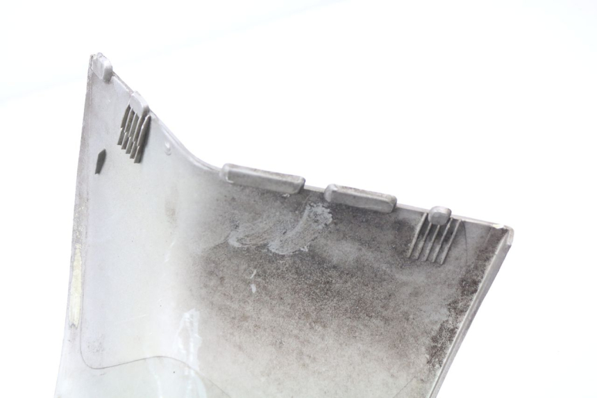 photo de PARAFANGO POSTERIORE DESTRO PEUGEOT ELYSEO 50 (1998 - 2001)
