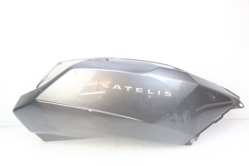 photo de PARAFANGO POSTERIORE DESTRO PEUGEOT SATELIS 125 (2010 - 2012)