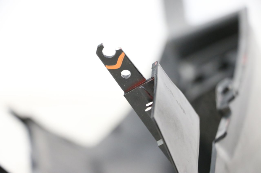 photo de CARENA POSTERIORE DESTRA PEUGEOT SPEEDFIGHT 3 LC 2T 50 (2009 - 2015)