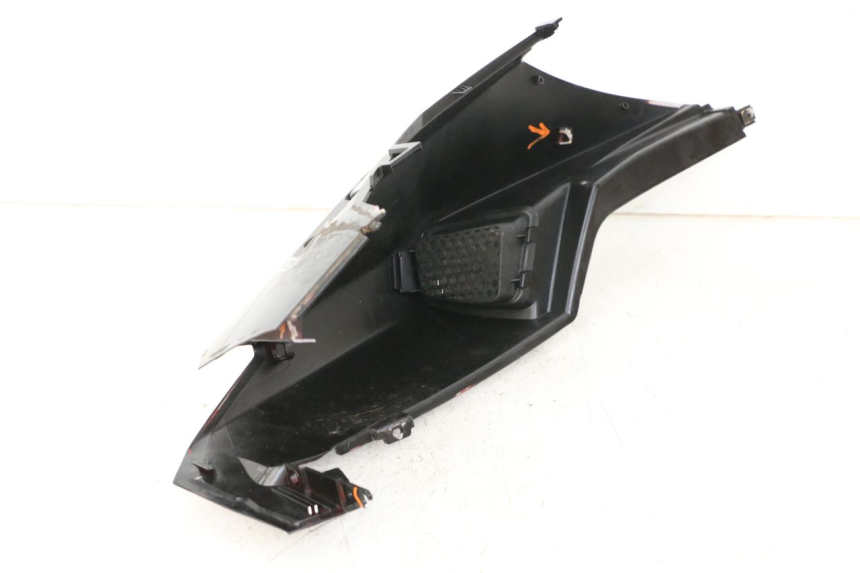 photo de CARENA POSTERIORE DESTRA PEUGEOT SPEEDFIGHT 3 LC 2T 50 (2009 - 2015)