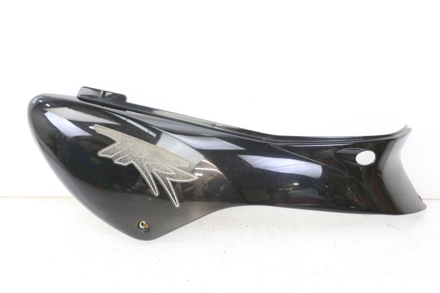 photo de CARENA POSTERIORE DESTRA PEUGEOT TREKKER TKR 50 (2005 - 2014)