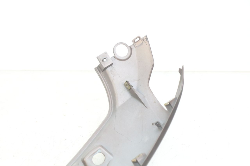 photo de PARAFANGO POSTERIORE DESTRO PEUGEOT TWEET 4T 50 (2010 - 2014)
