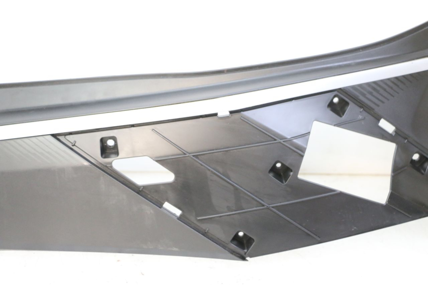 photo de PARAFANGO POSTERIORE DESTRO PEUGEOT TWEET 4T 50 (2023 - 2025)