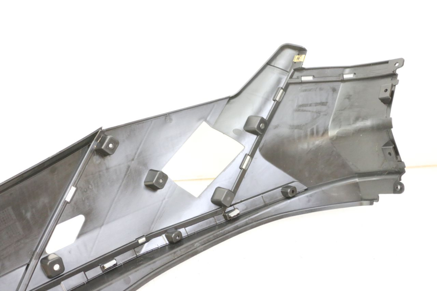 photo de PARAFANGO POSTERIORE DESTRO PEUGEOT TWEET 4T 50 (2023 - 2025)