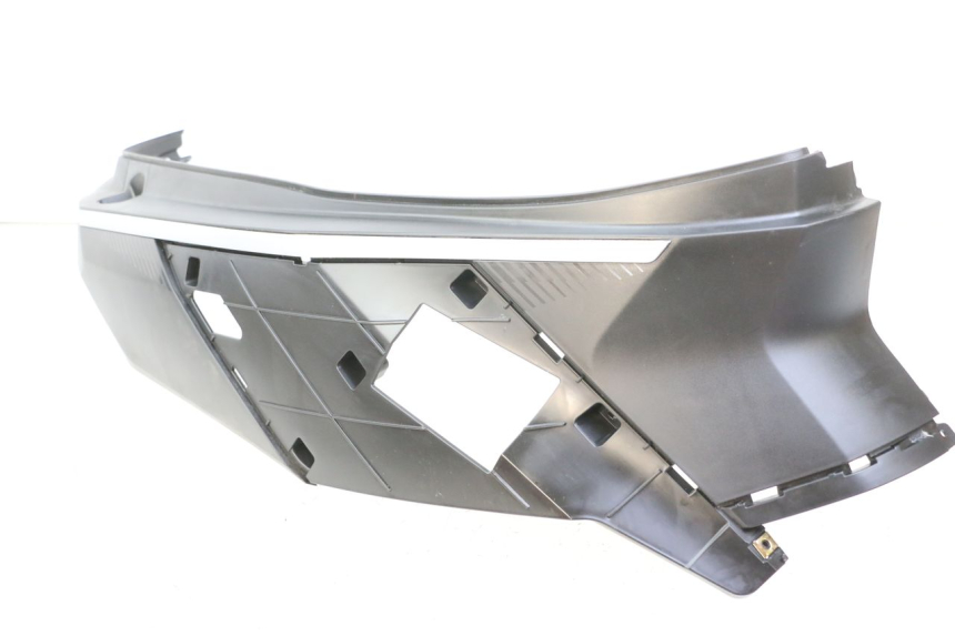photo de PARAFANGO POSTERIORE DESTRO PEUGEOT TWEET 4T 50 (2023 - 2025)