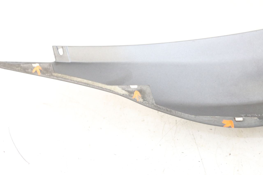 photo de CARENA POSTERIORE DESTRA PIAGGIO MP3 500 (2011 - 2015)