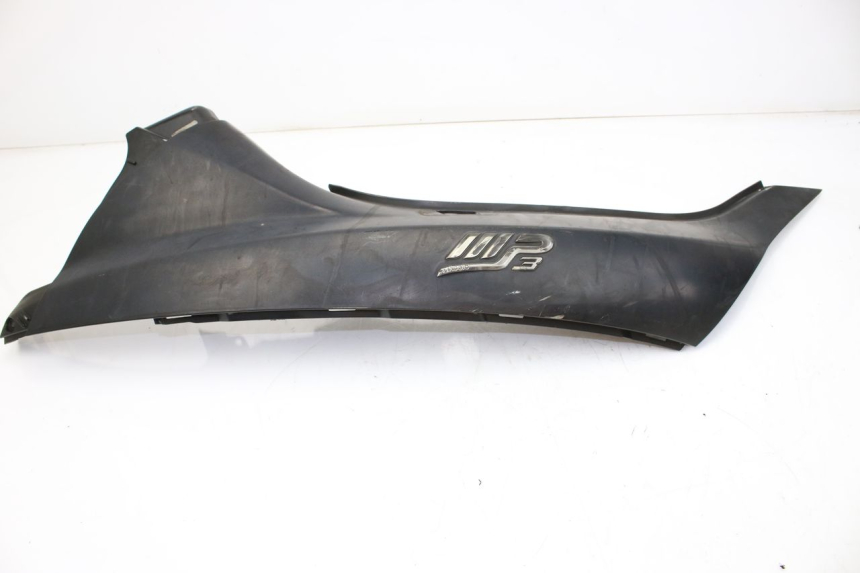 photo de PARAFANGO POSTERIORE DESTRO PIAGGIO MP3 LT 300 (2010 - 2016)