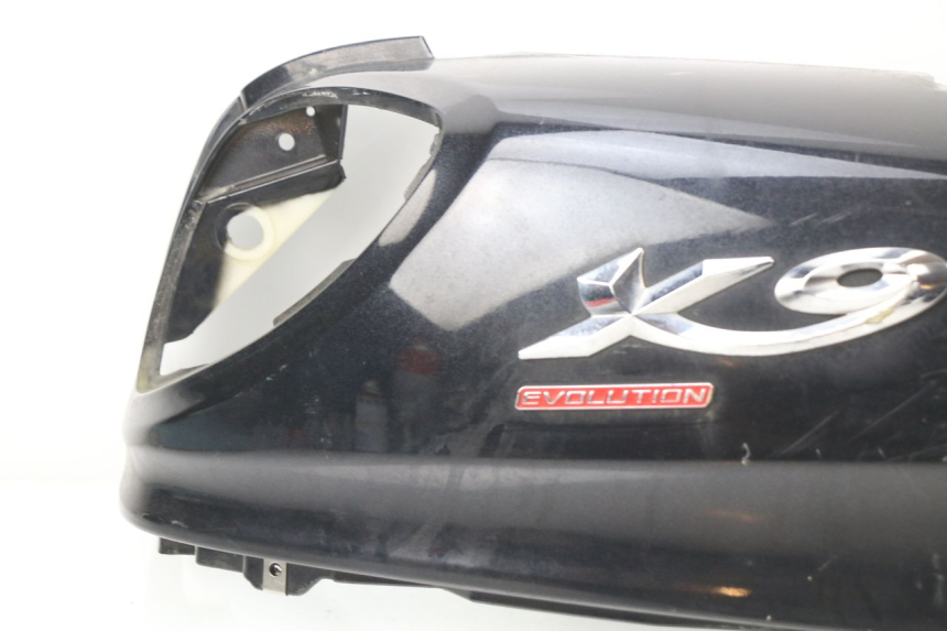 photo de PARAFANGO POSTERIORE DESTRO PIAGGIO X9 EVOLUTION 125 (2003 - 2007)